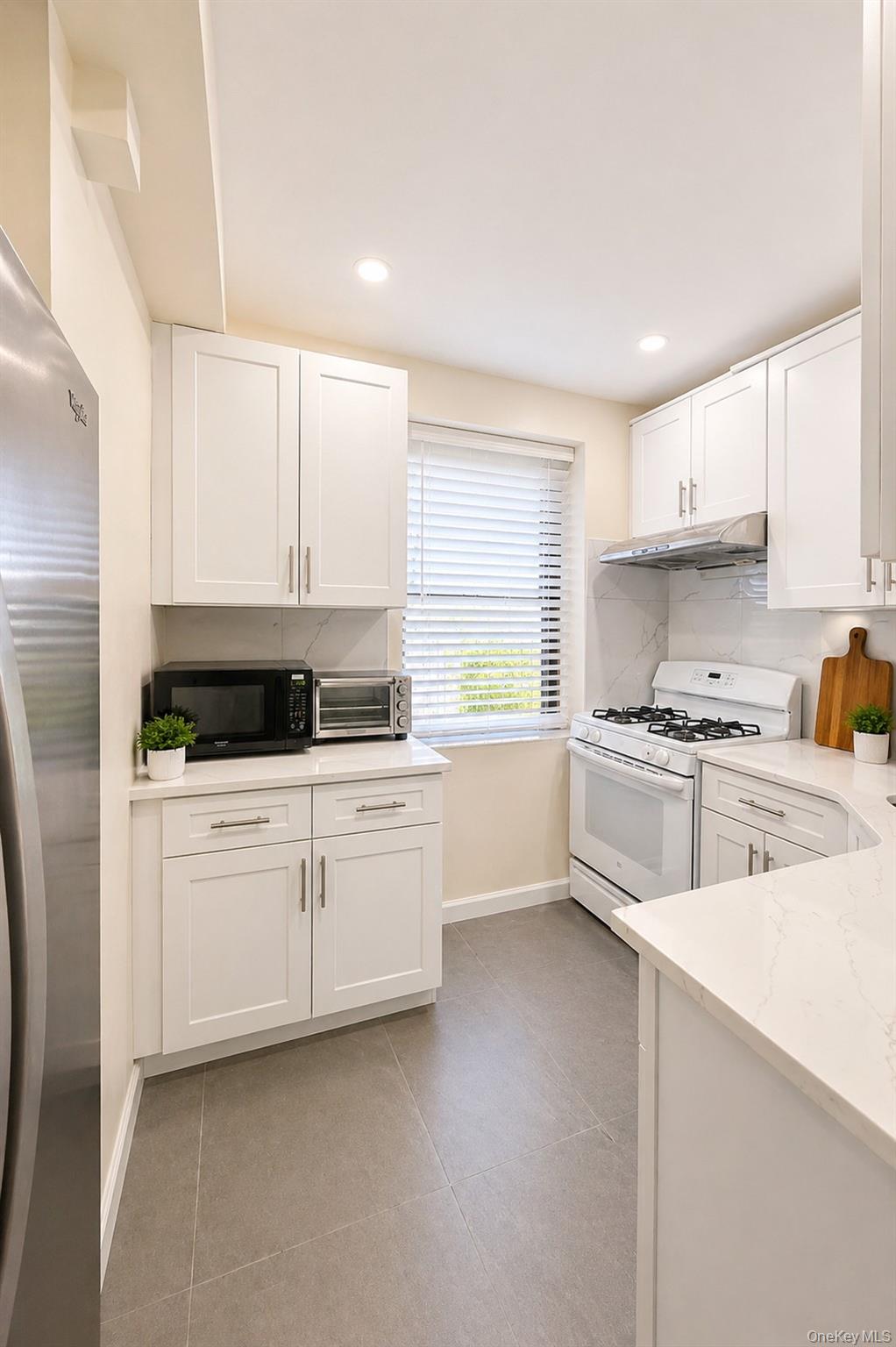 13916 28 Road Z Property Photo 5