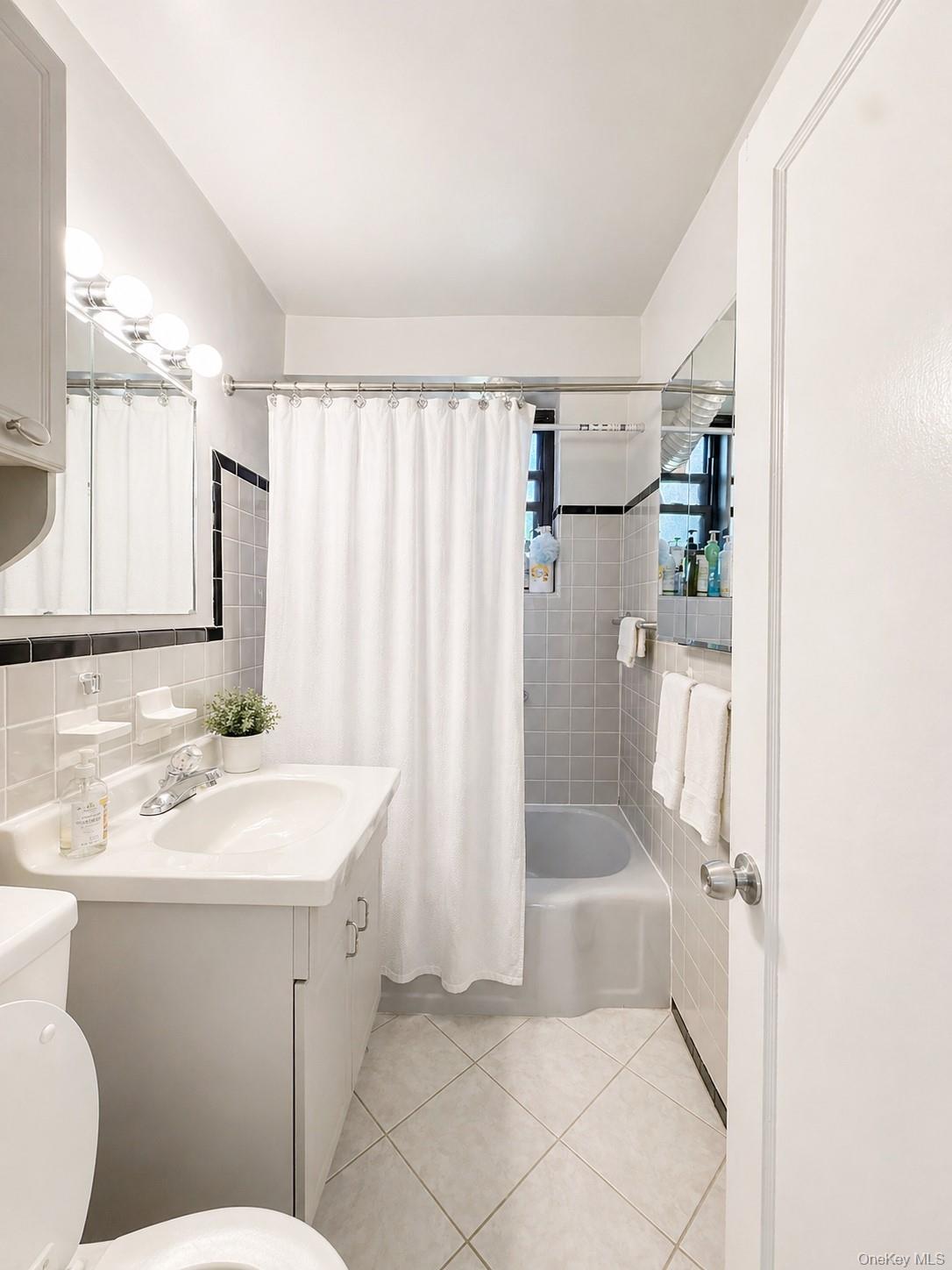 13916 28 Road Z Property Photo 11