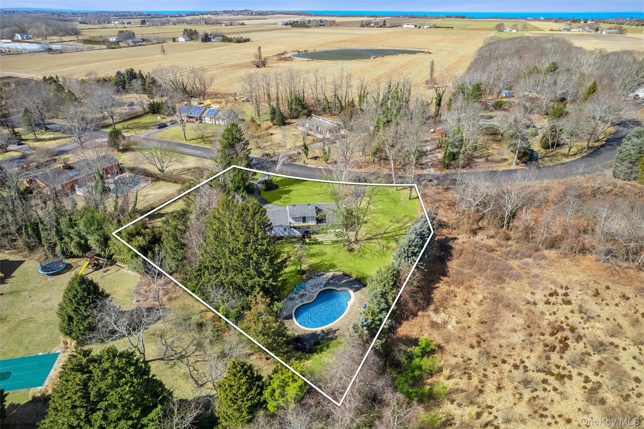 435 Old Saddle Lane Property Photo 16