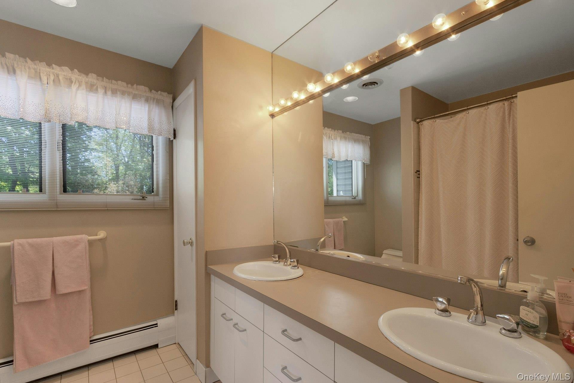 4 Spencer Court Property Photo 22