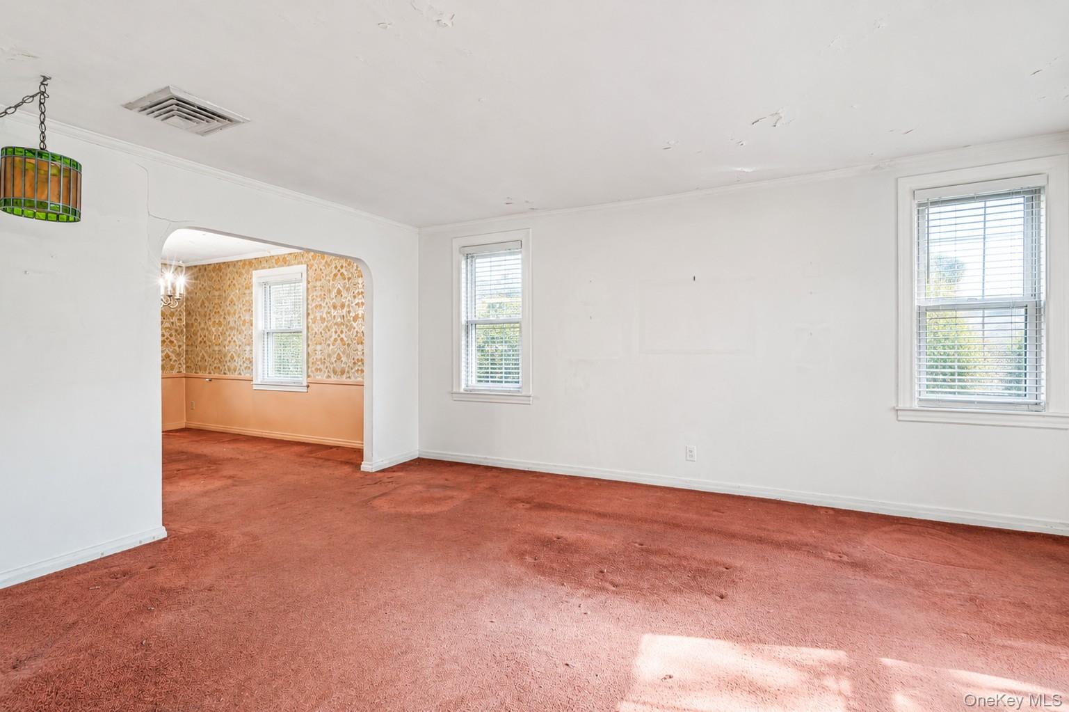 3231 163rd Street Property Photo 3