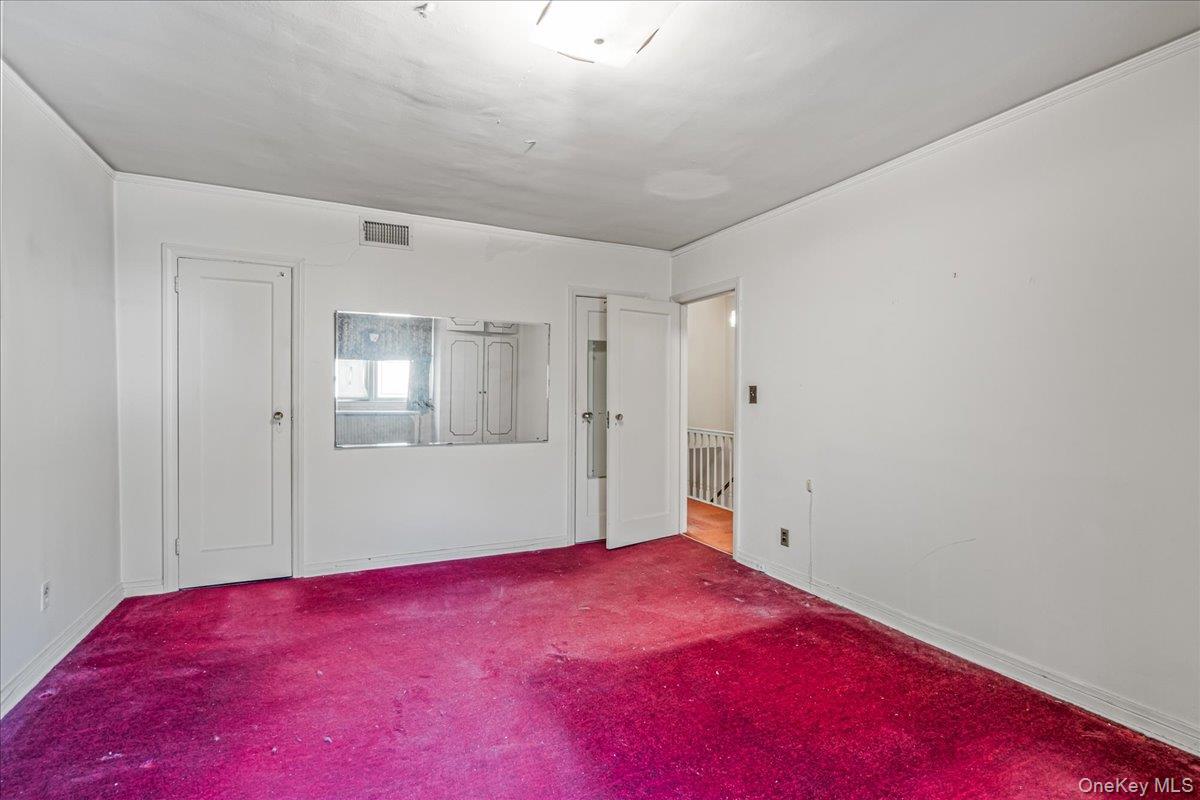 3231 163rd Street Property Photo 11