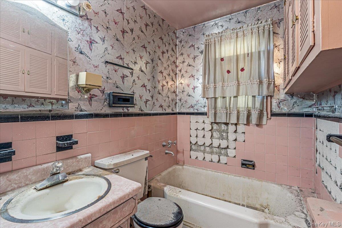 3231 163rd Street Property Photo 20