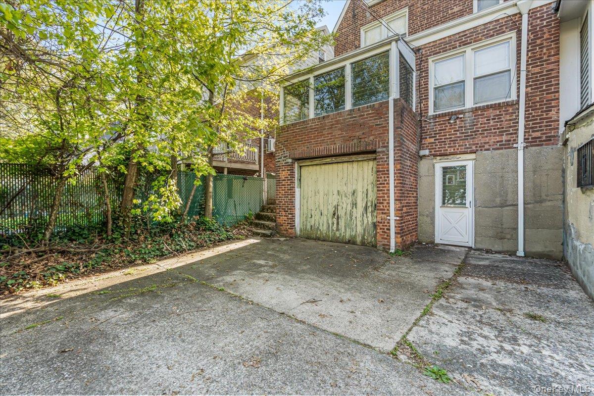 3231 163rd Street Property Photo 21