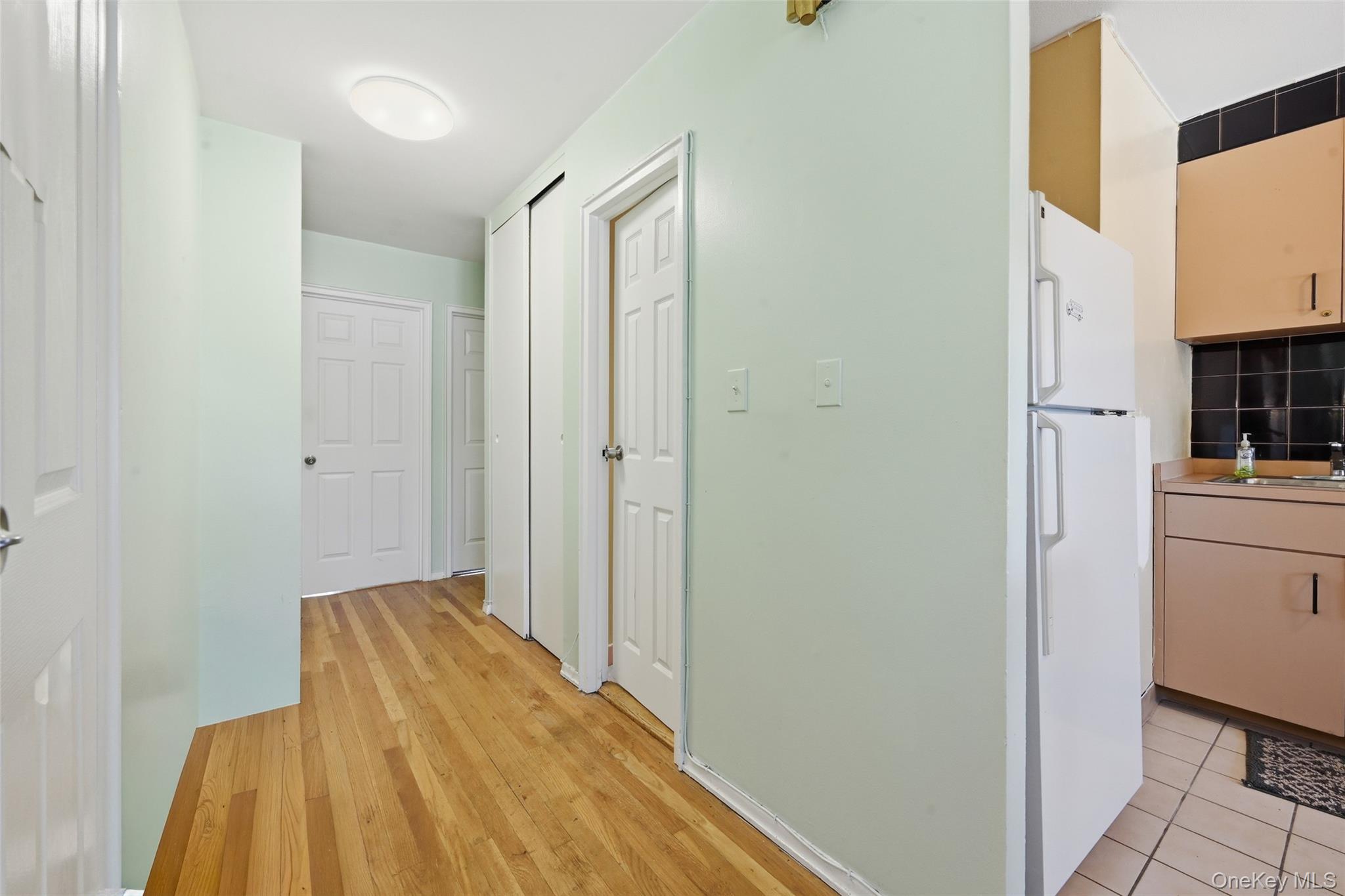 26505 Hillside Avenue Property Photo 11