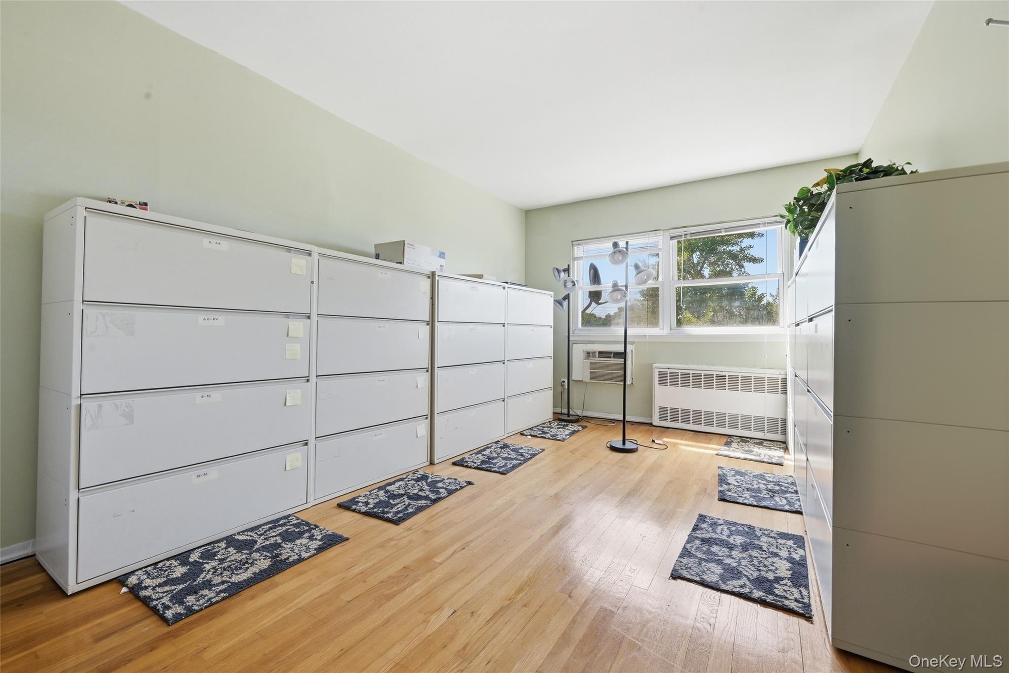 26505 Hillside Avenue Property Photo 13