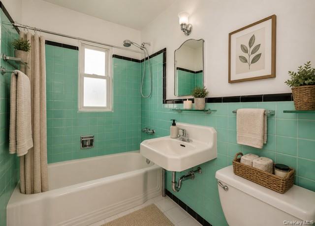 812 Swinton Avenue Property Photo 27