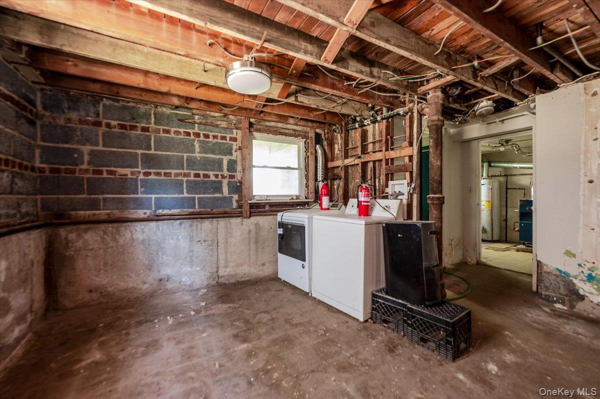 812 Swinton Avenue Property Photo 32