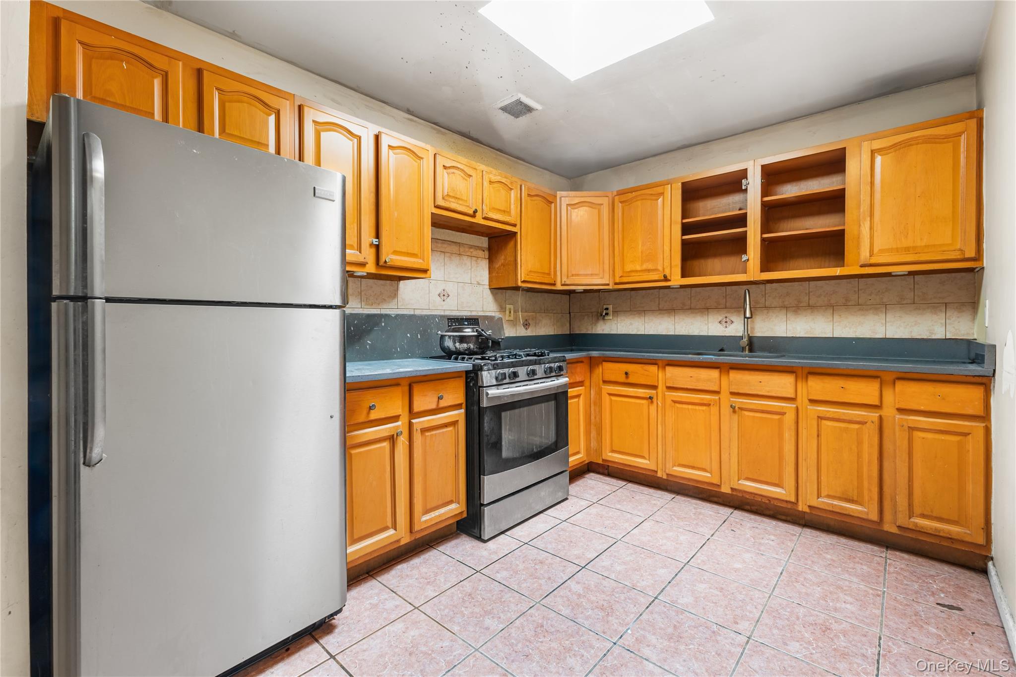 18 Kane Place Property Photo 12