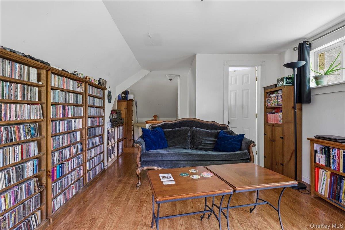 7 Amagansett Drive Property Photo 23