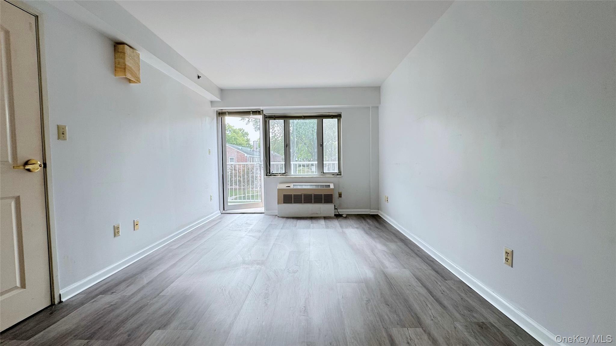 6434 Grand Central Parkway 3d Property Photo 8
