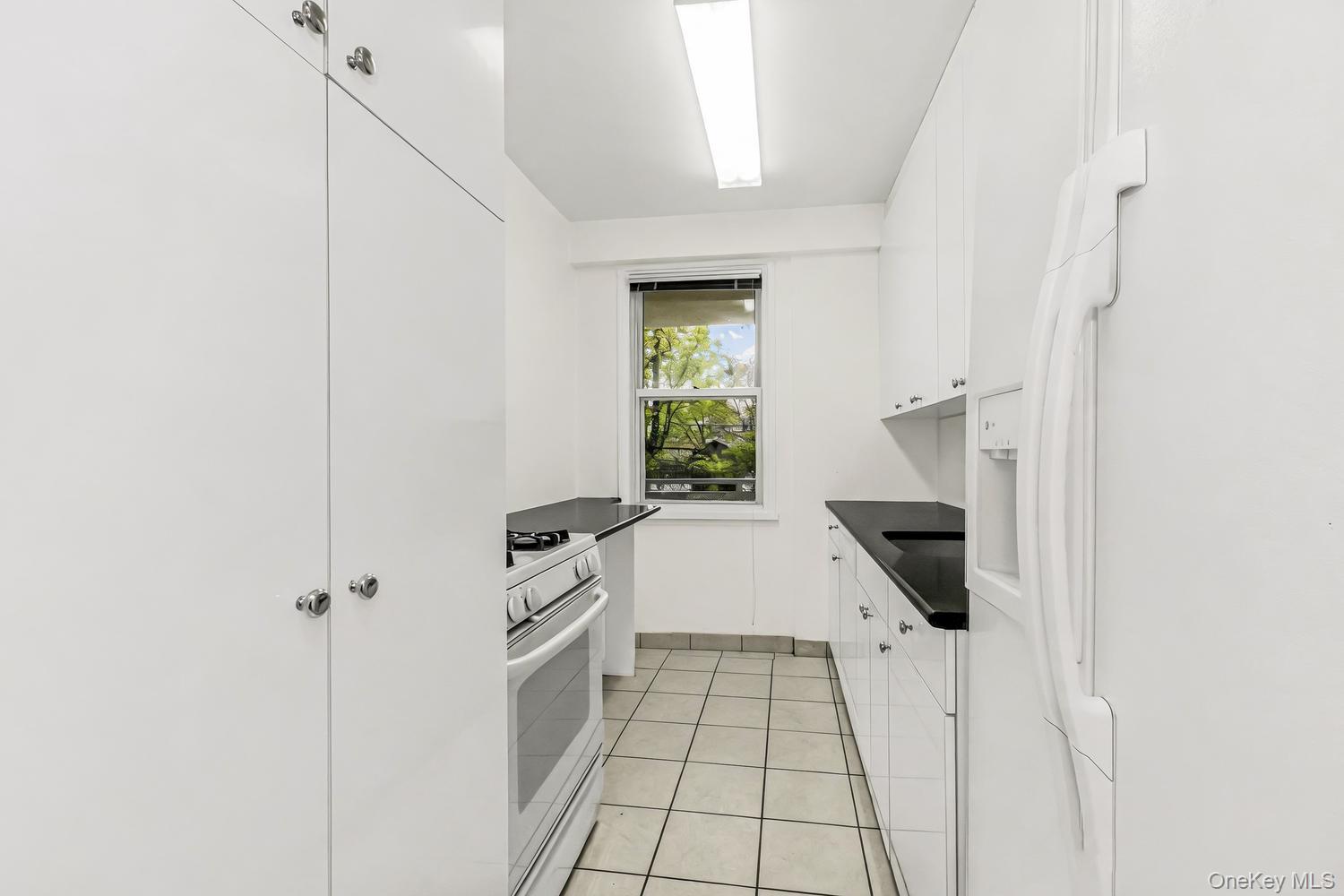 3777 Independence Avenue 2k Property Photo 6
