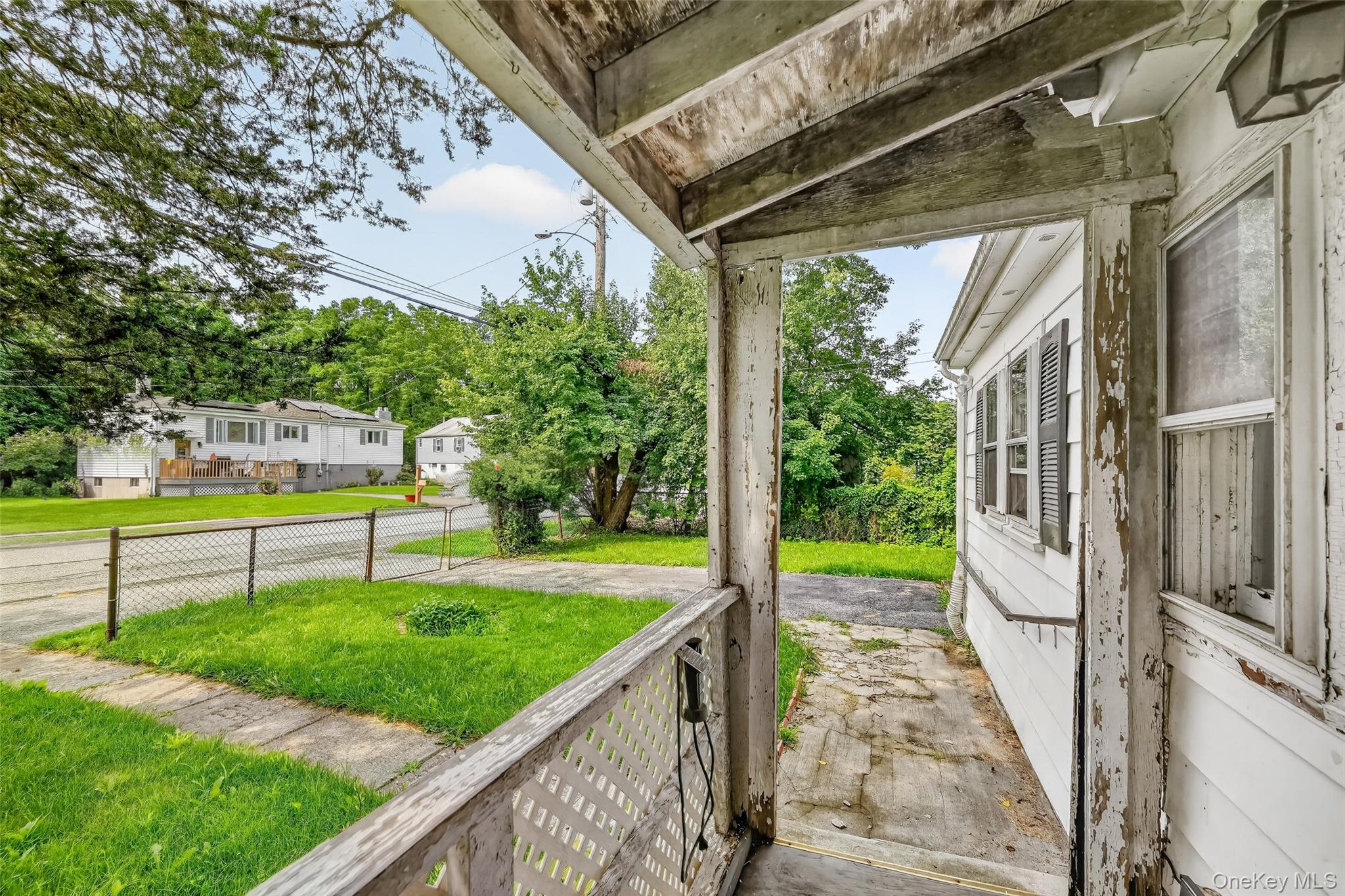 4 Benview Road Property Photo 3