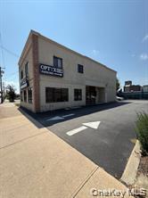1806 Deer Park Avenue Property Photo 1