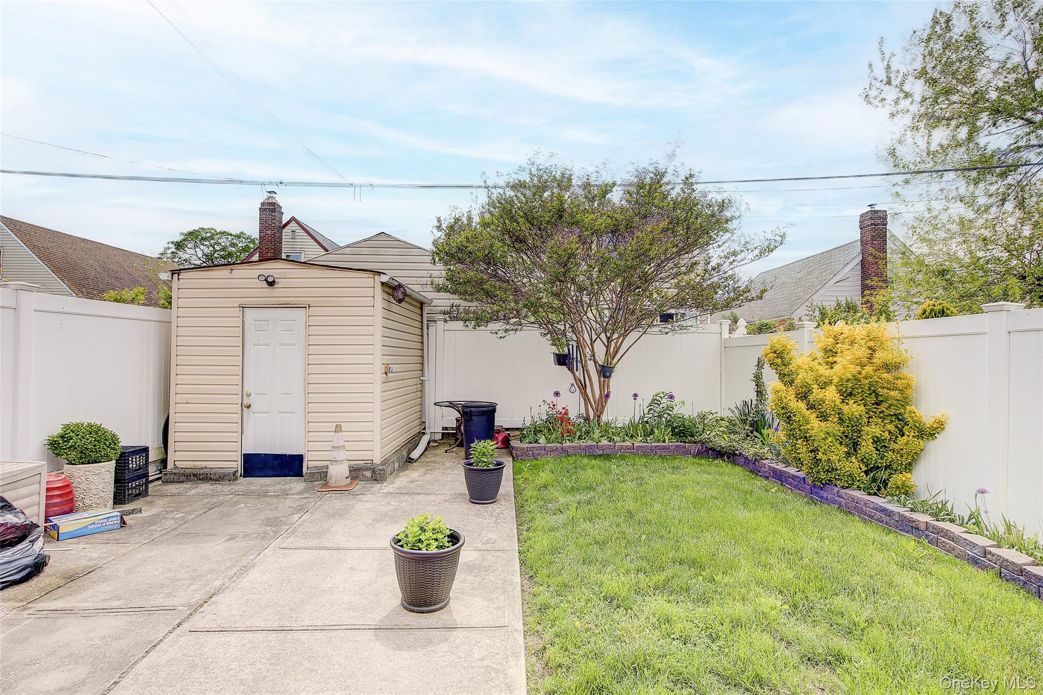 109-18 177th Street Property Photo 32