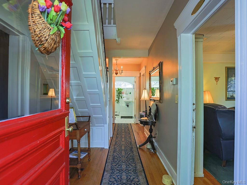 19 Hill Street Property Photo 6
