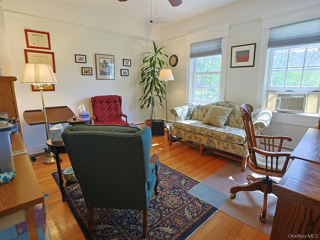 19 Hill Street Property Photo 11