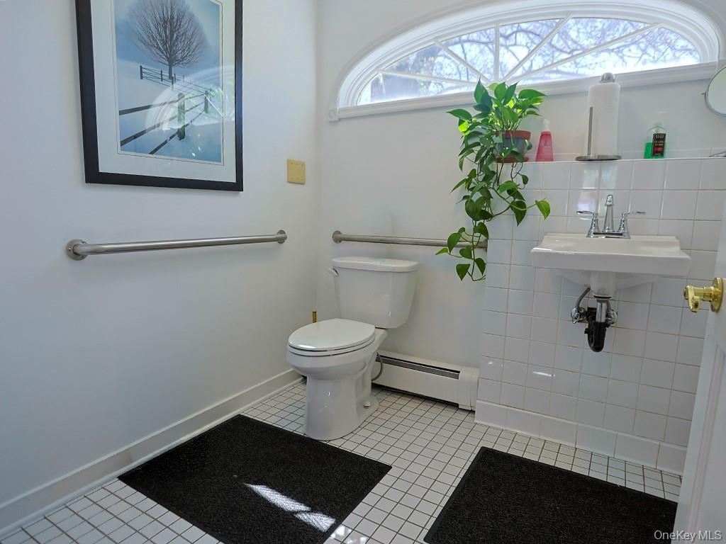 19 Hill Street Property Photo 12