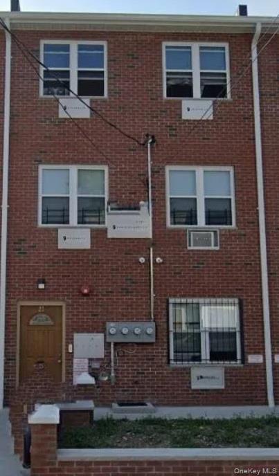 27 Cox Place Property Photo 1