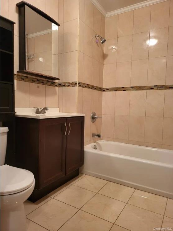27 Cox Place Property Photo 6