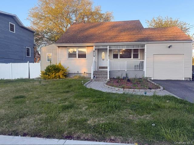 675 S Long Beach Avenue Property Photo 1