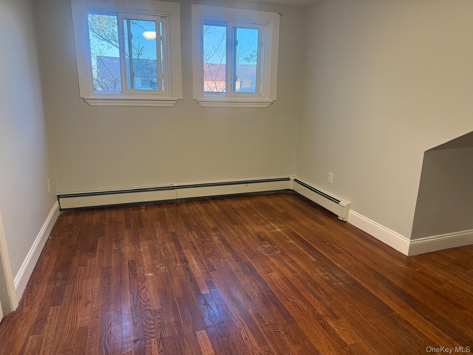675 S Long Beach Avenue Property Photo 21