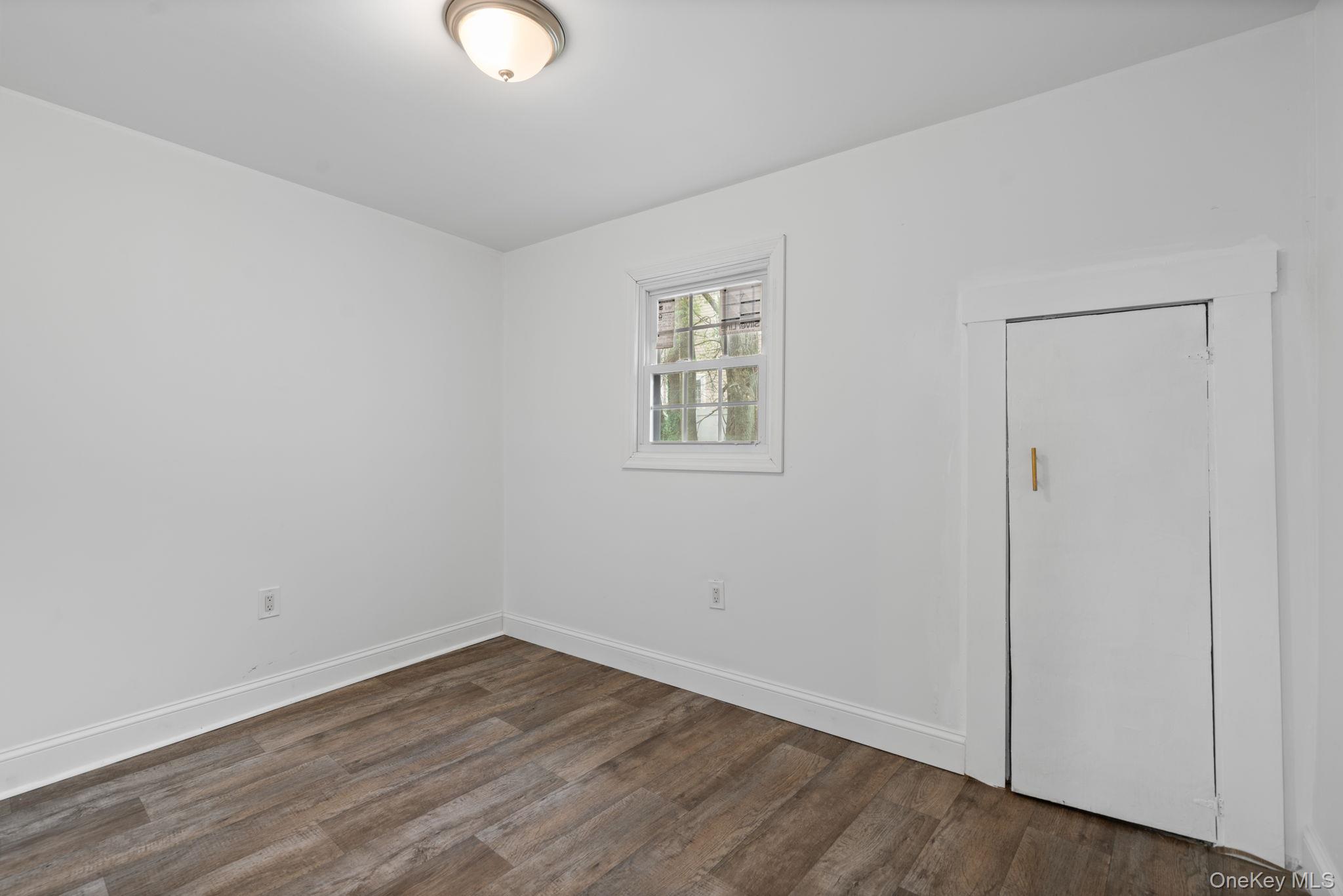 637 Violet Avenue Property Photo 14