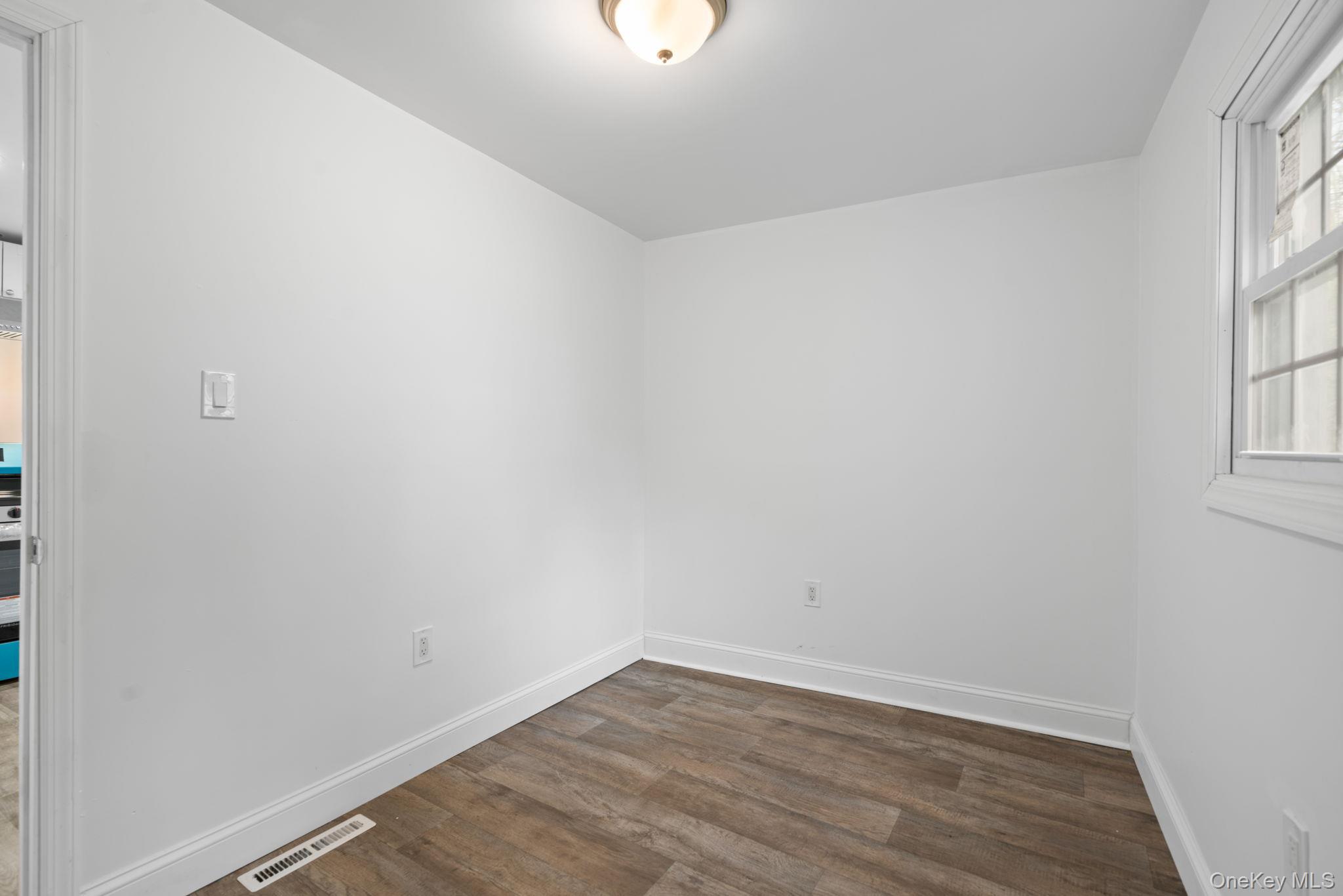 637 Violet Avenue Property Photo 15
