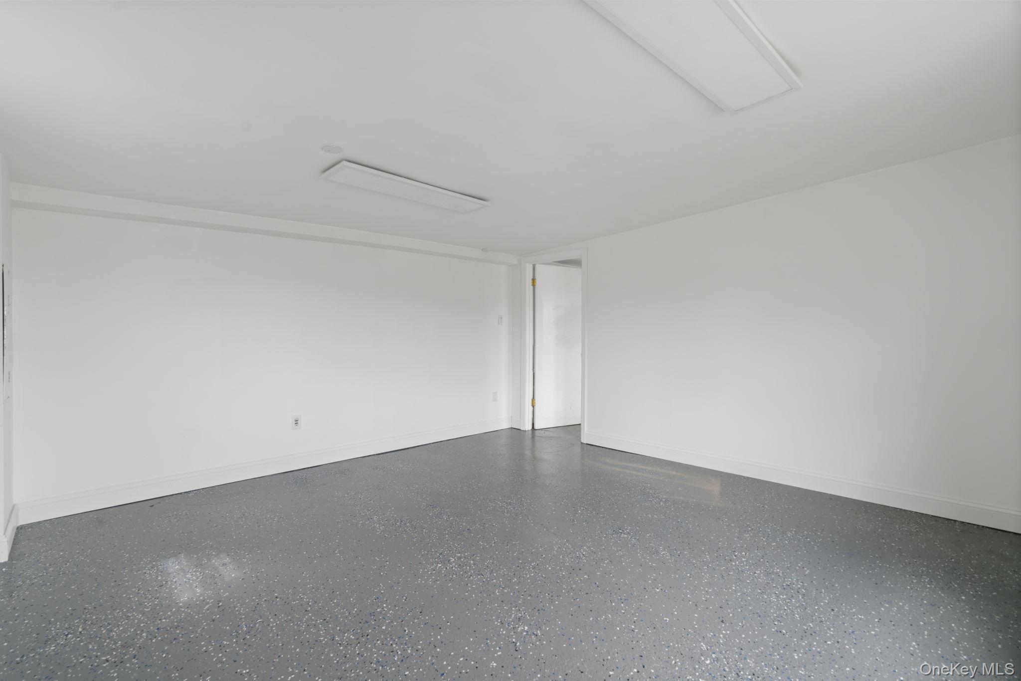 637 Violet Avenue Property Photo 31