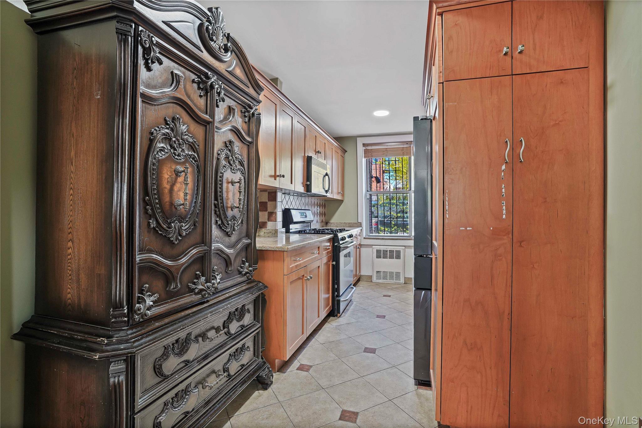 63-11 Queens Boulevard B11 Property Photo 6