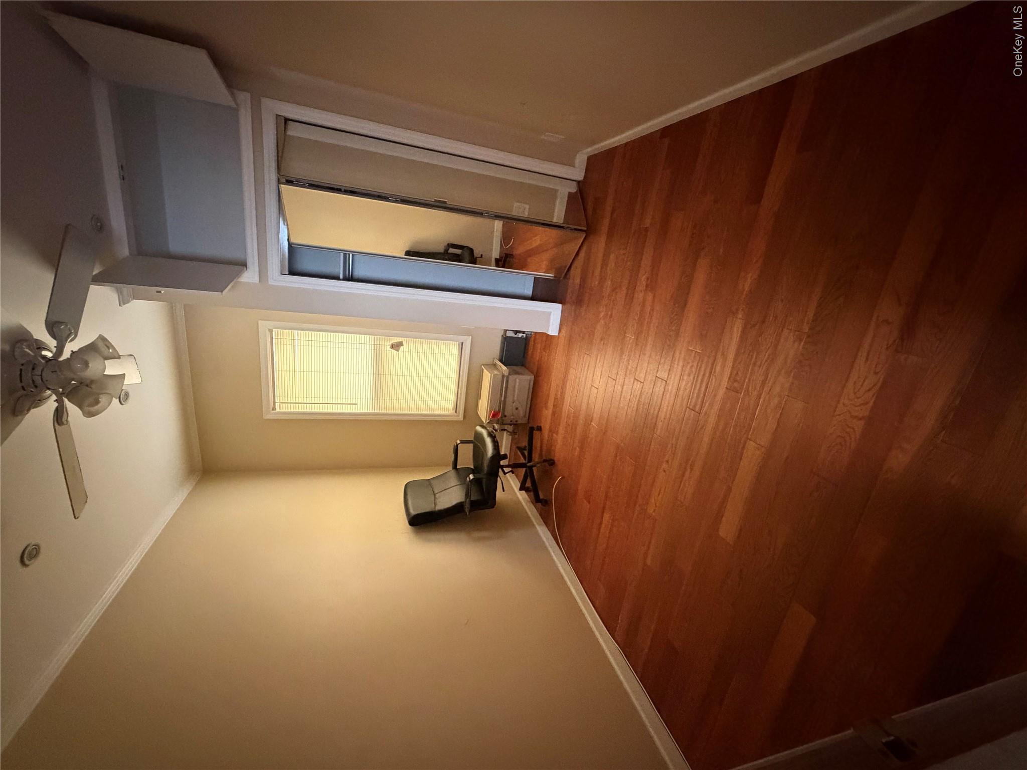 1871 Matthews Avenue Property Photo 10