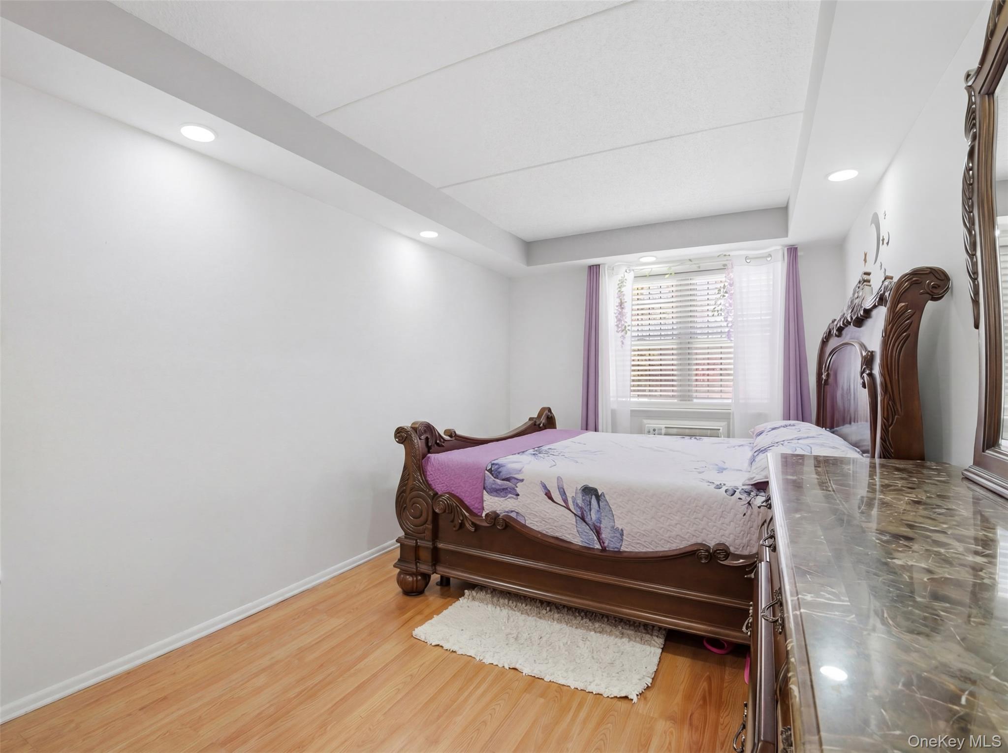 831 Longfellow Avenue Property Photo 6