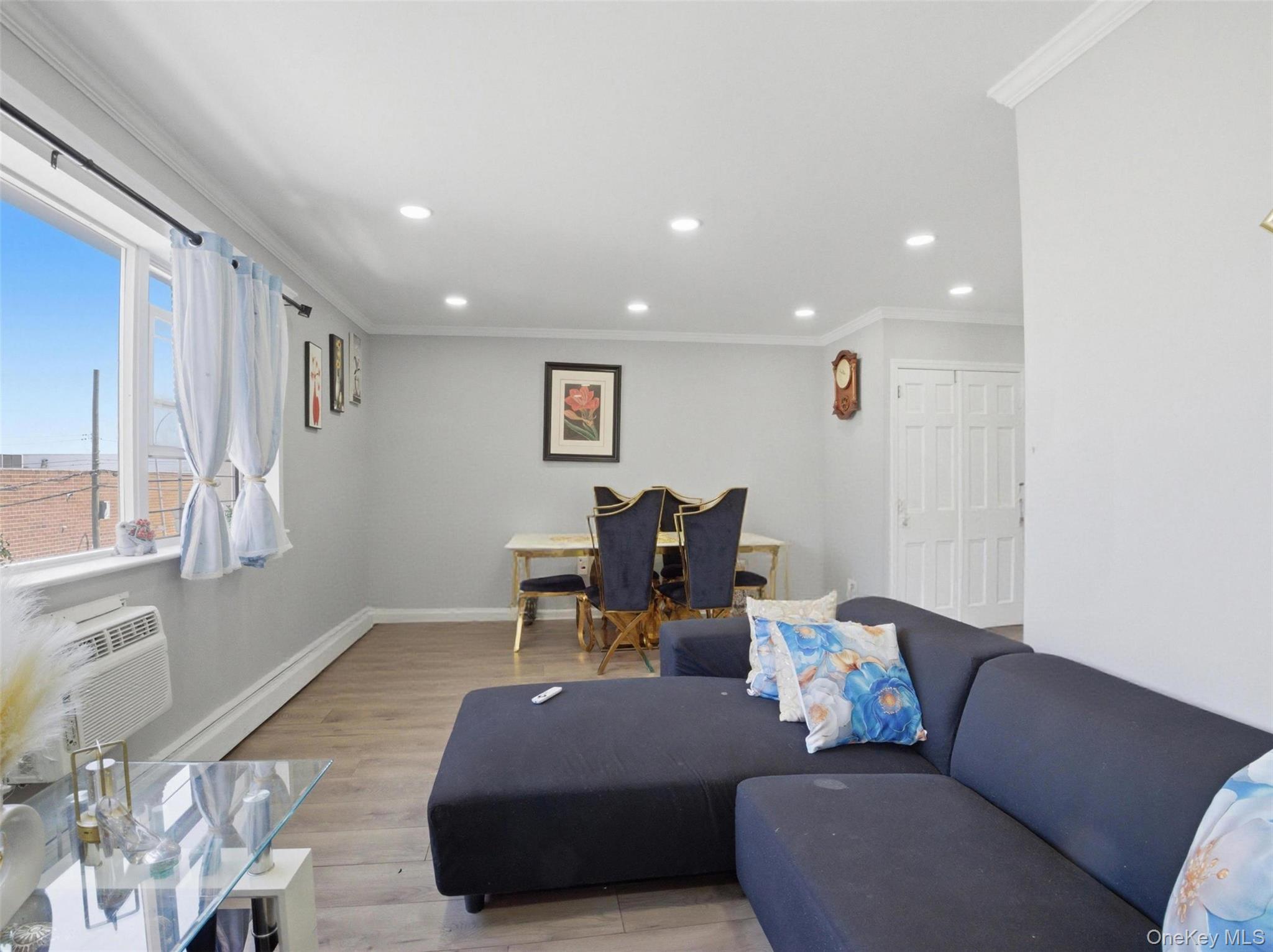 831 Longfellow Avenue Property Photo 23