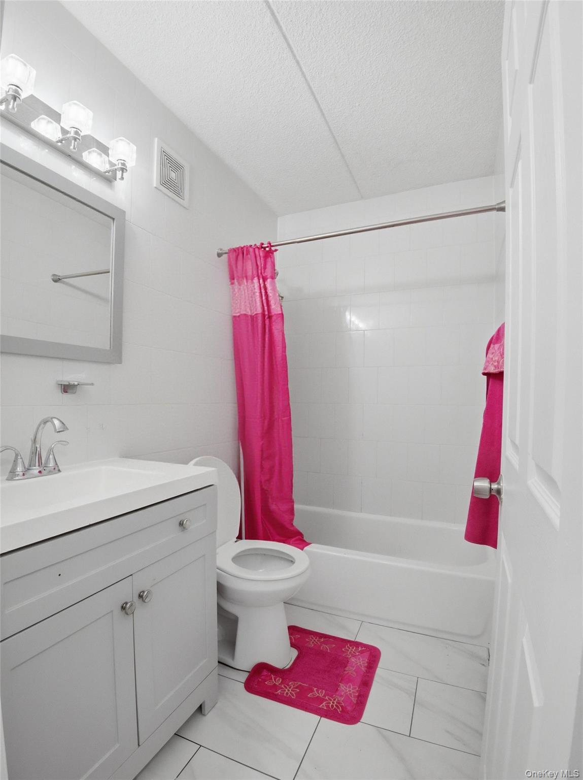 831 Longfellow Avenue Property Photo 26