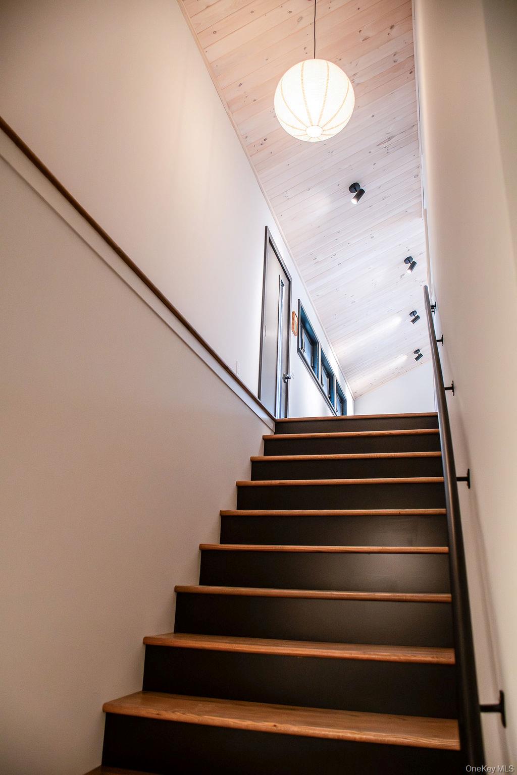 13 Regal Road Property Photo 20