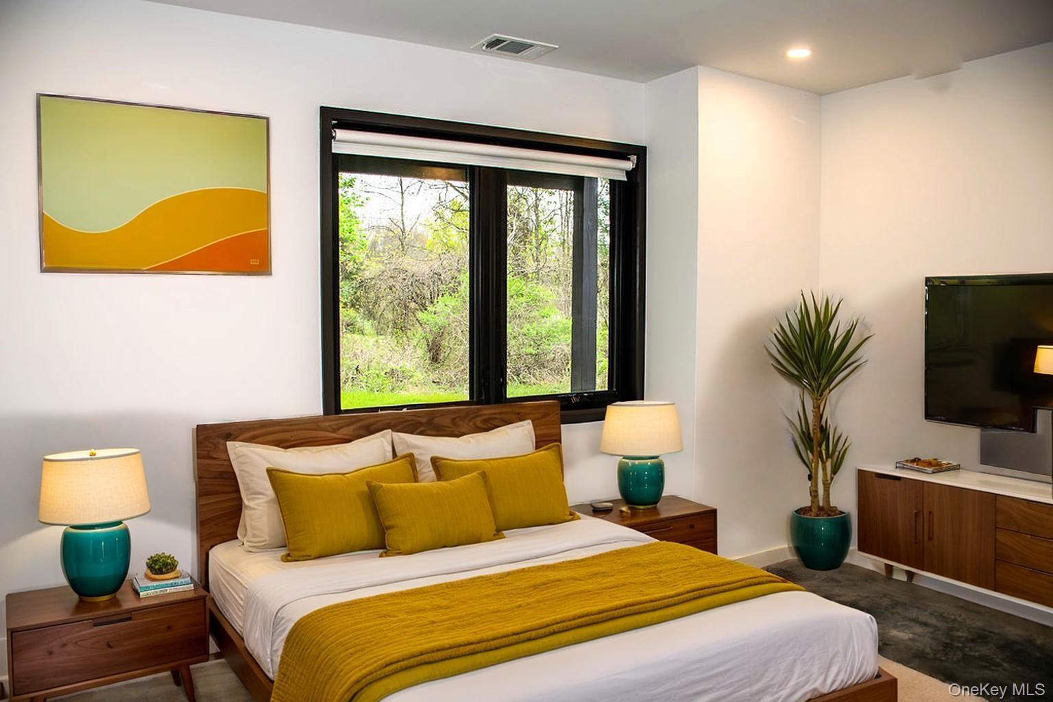 13 Regal Road Property Photo 21
