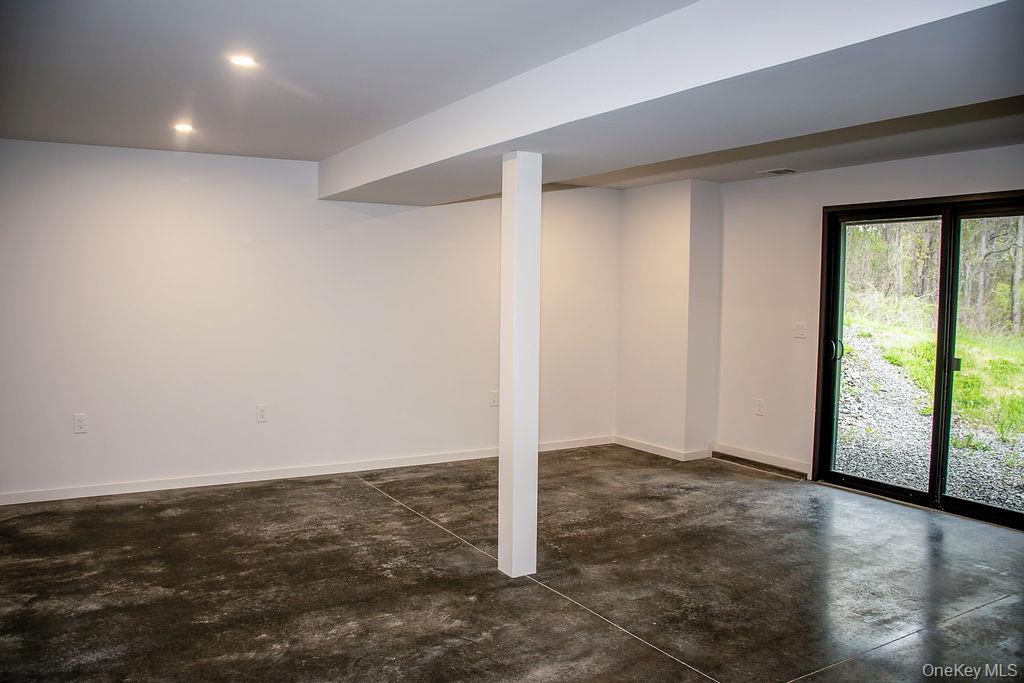 13 Regal Road Property Photo 24
