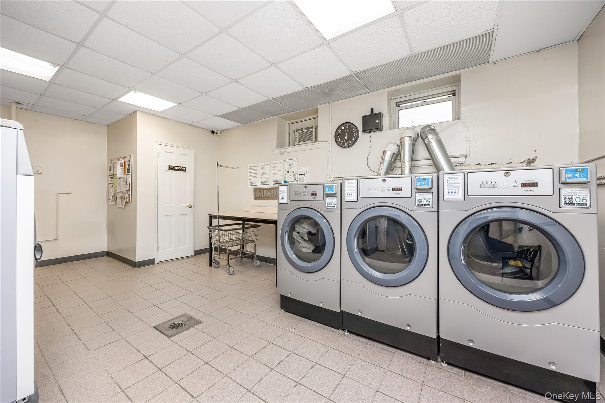 162-41 Powells Cove Boulevard 6s Property Photo 19