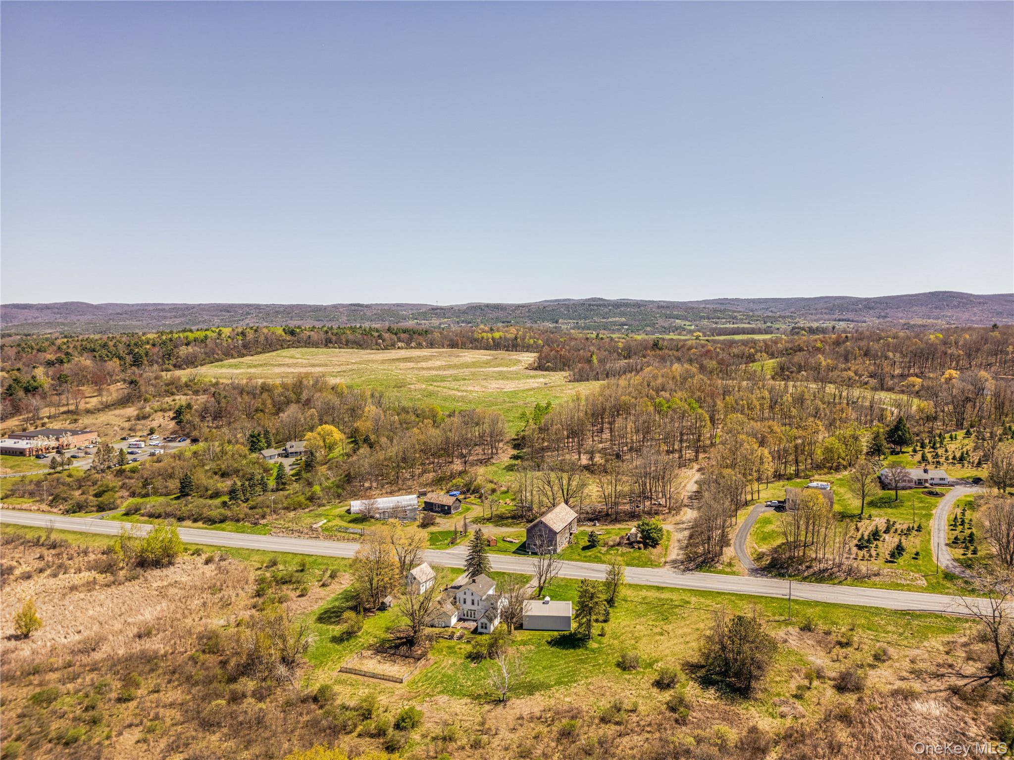 1569 Hoosick Road Property Photo 8