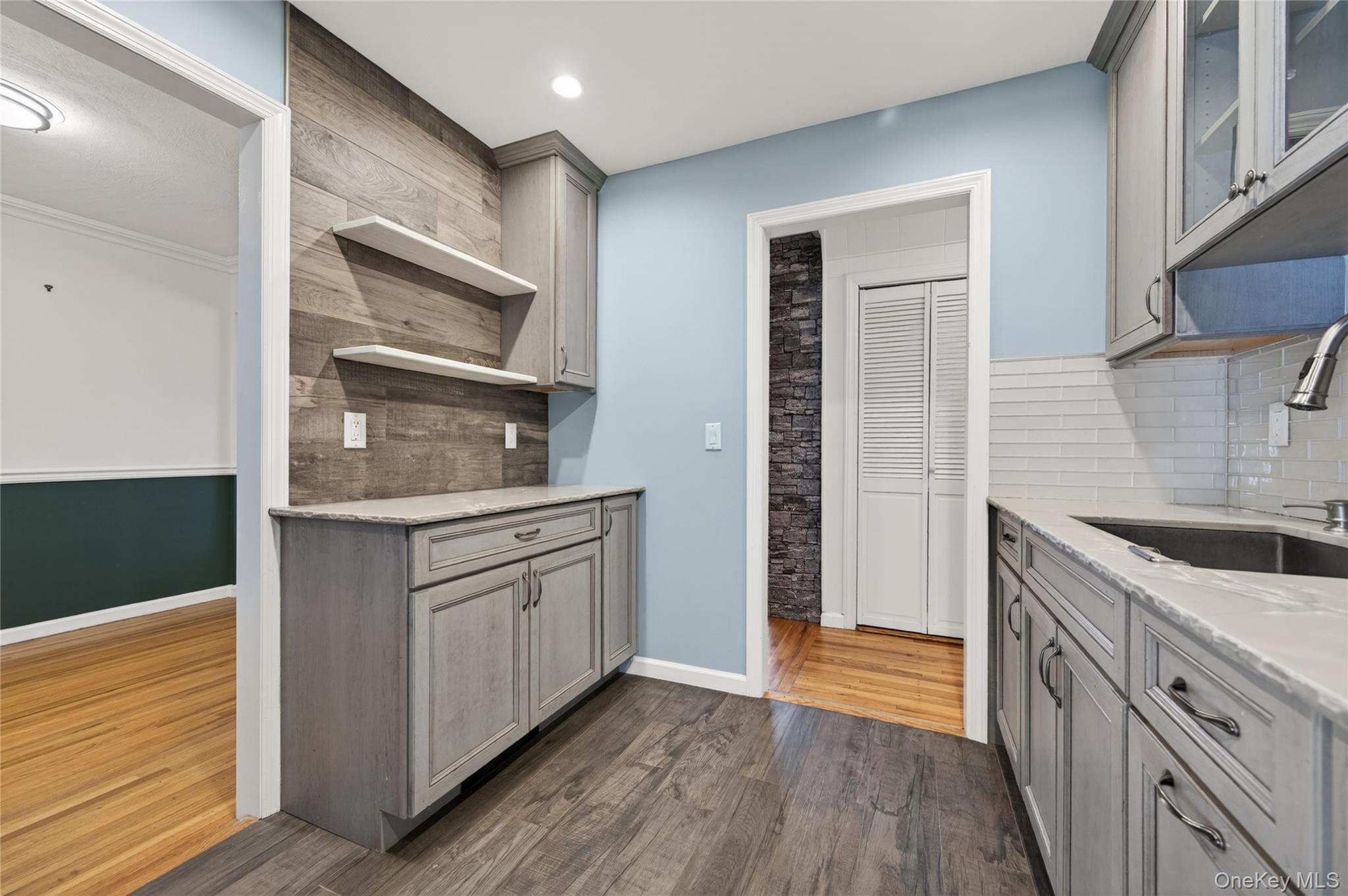 31 Broadway Property Photo 12