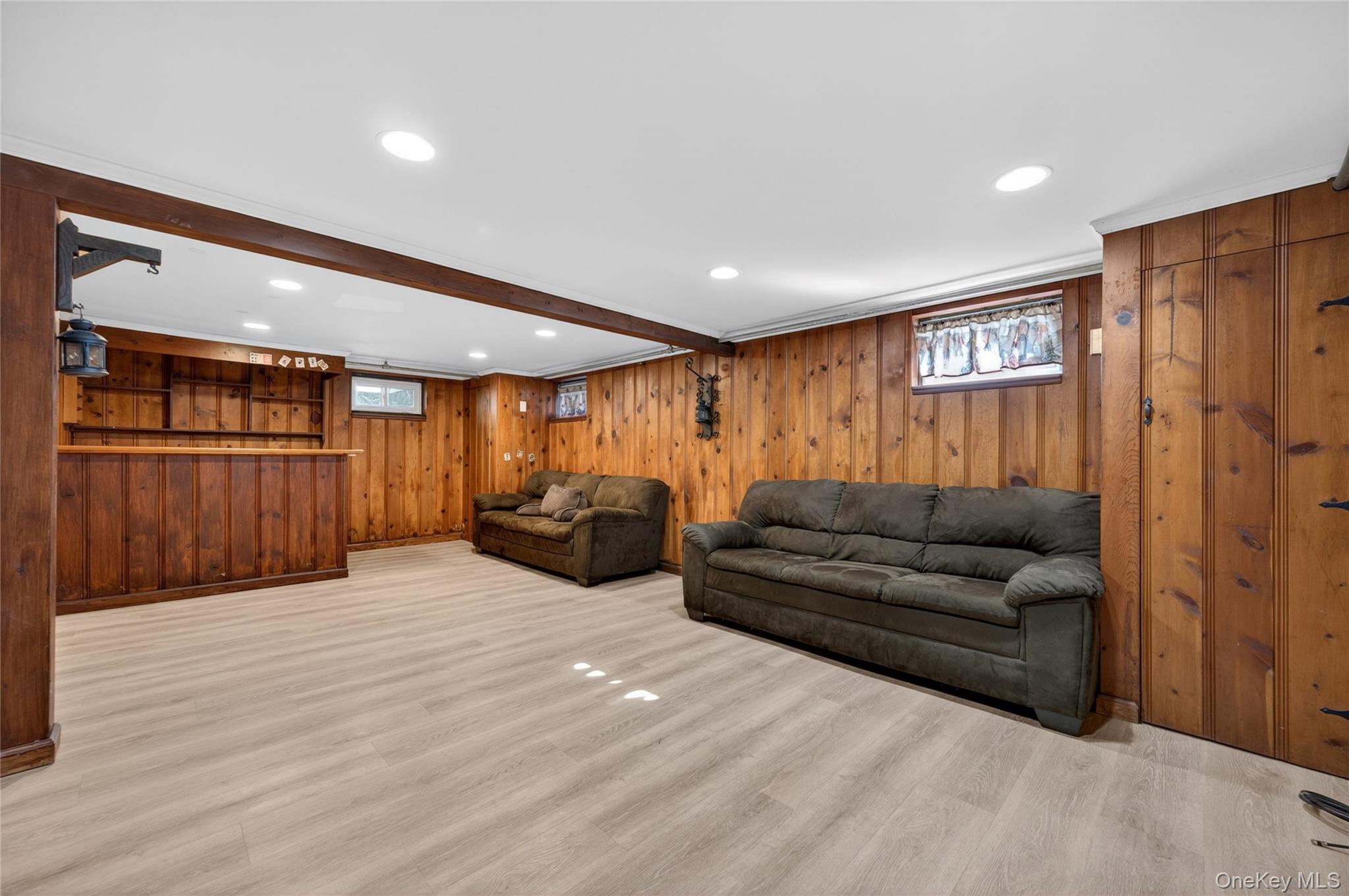 31 Broadway Property Photo 27