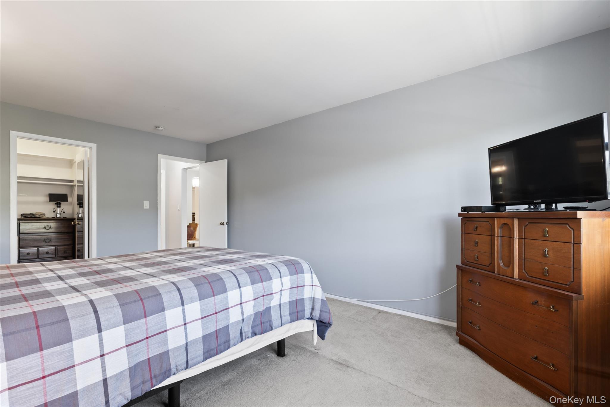 1840 Crompond 5c2 Property Photo 14