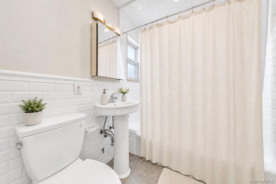1859 W 4th Street Property Photo 21