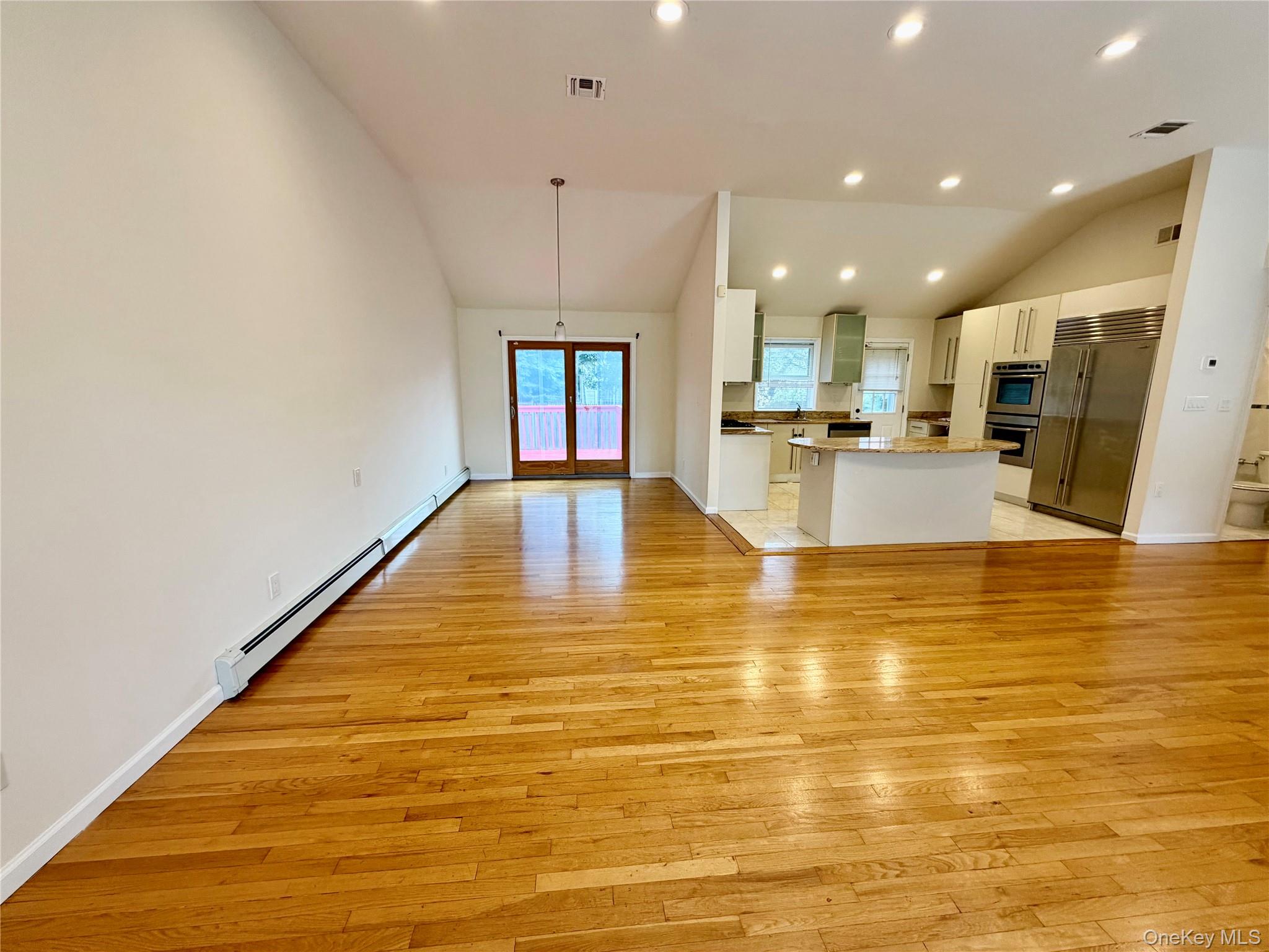 5 Elm Street Property Photo 2