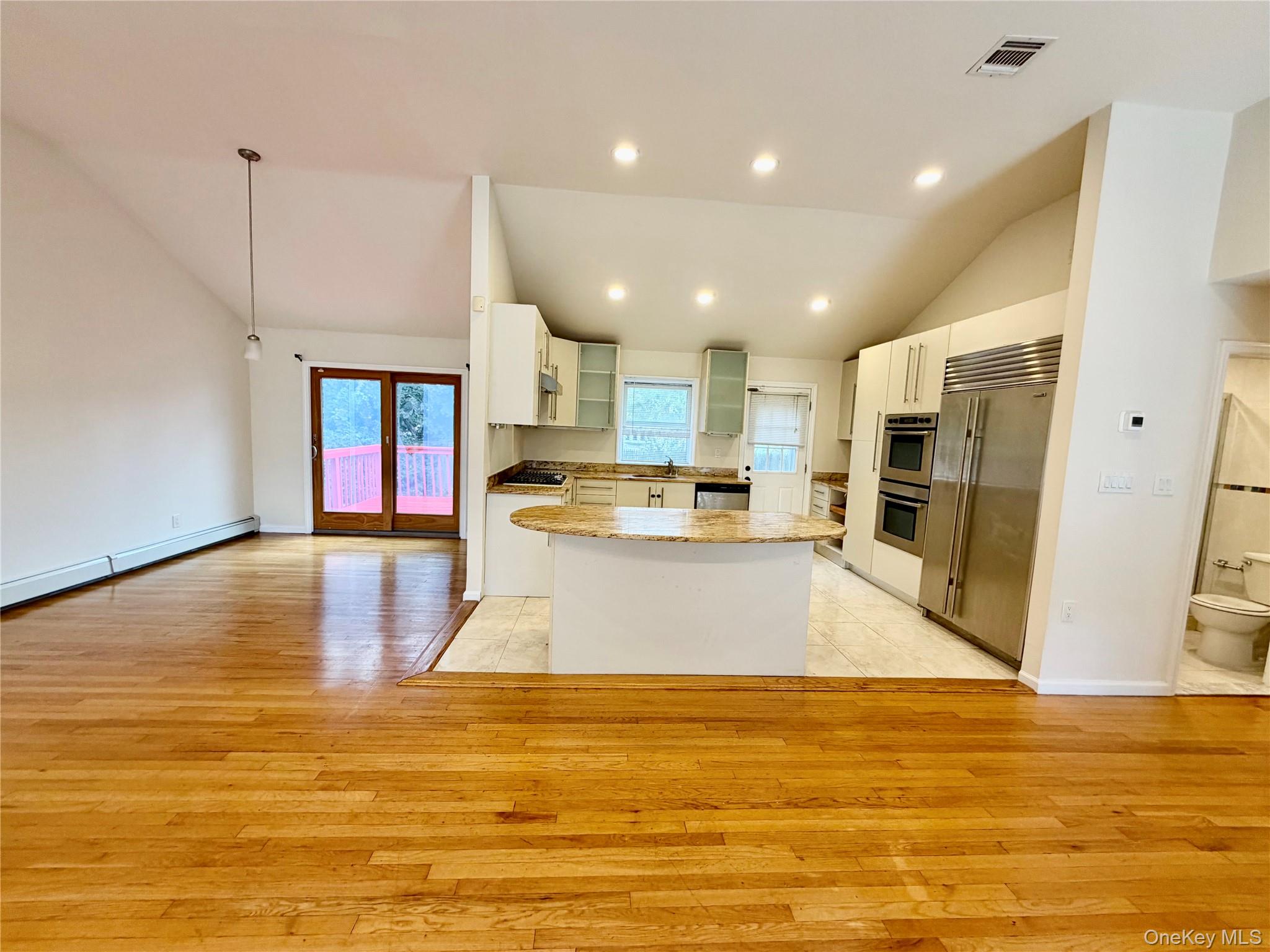 5 Elm Street Property Photo 4