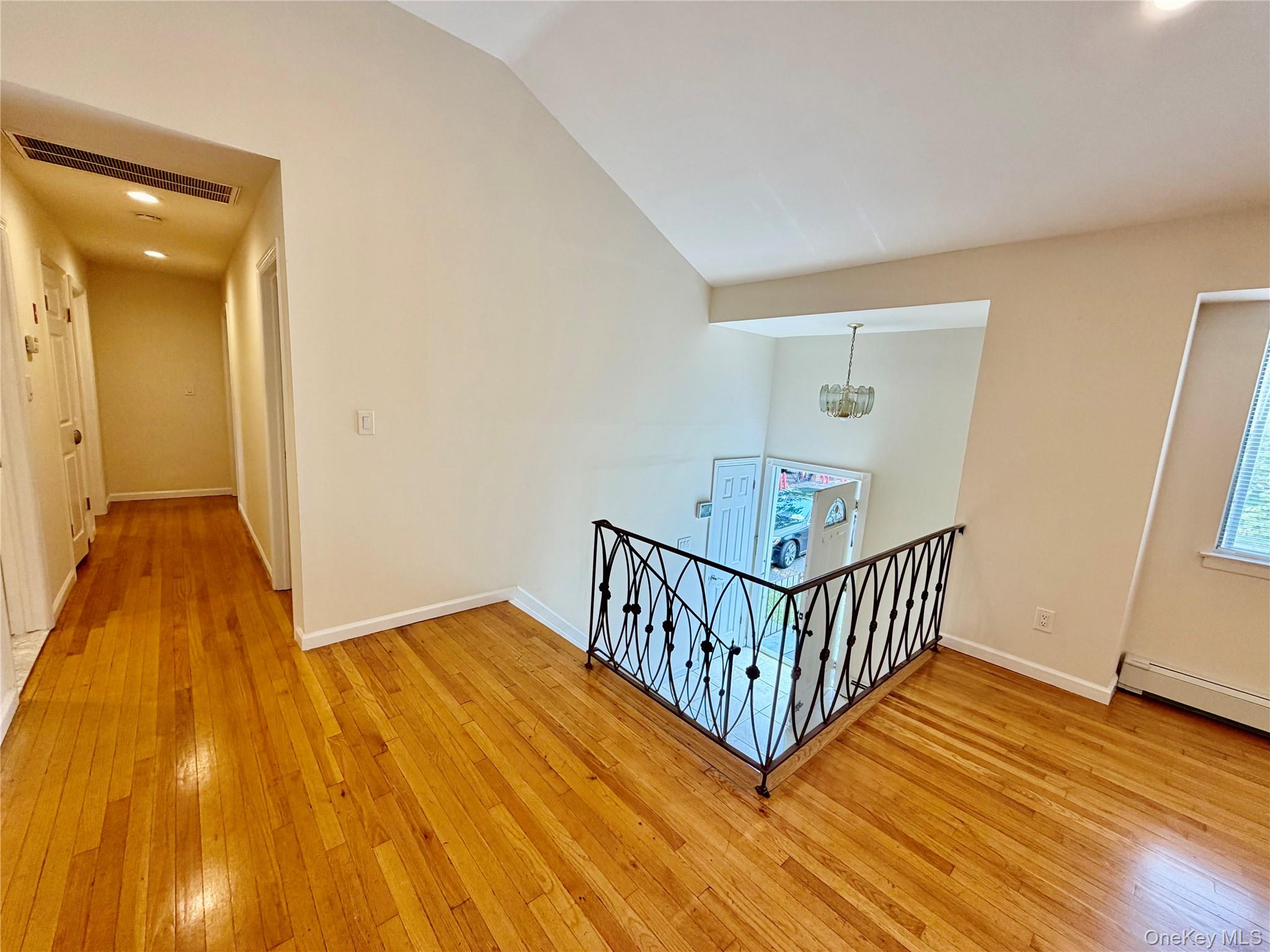 5 Elm Street Property Photo 6