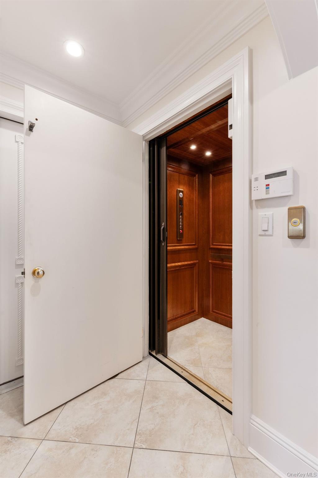 49 Harborview Property Photo 8