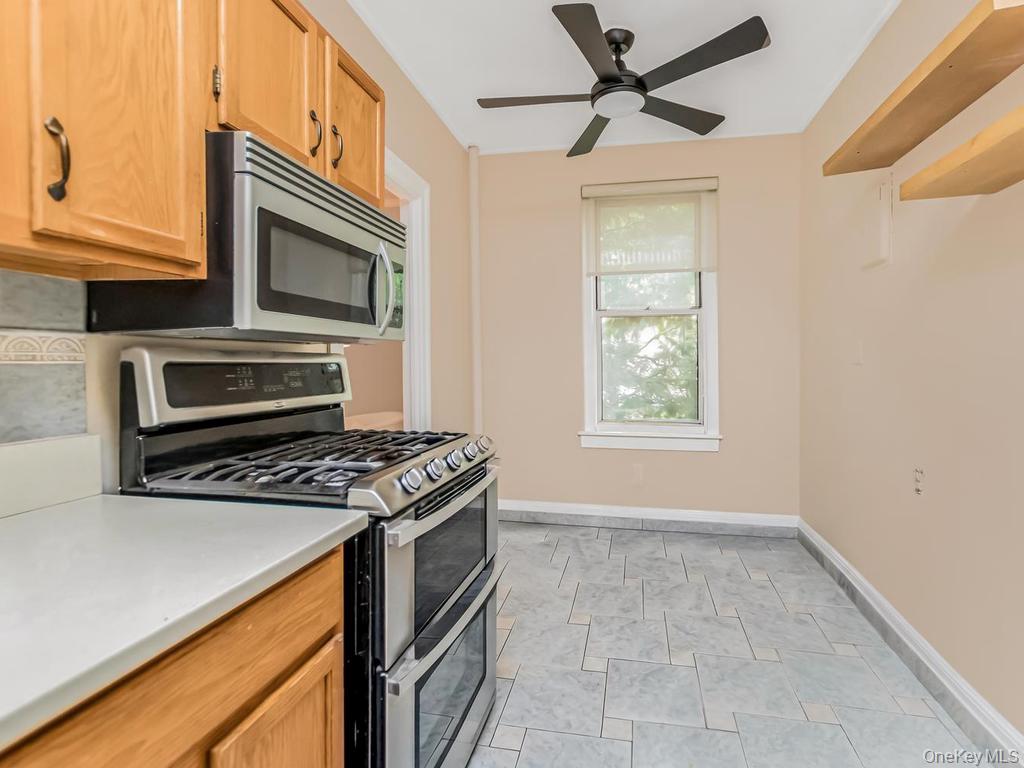 472 Gramatan Avenue O2 Property Photo 5