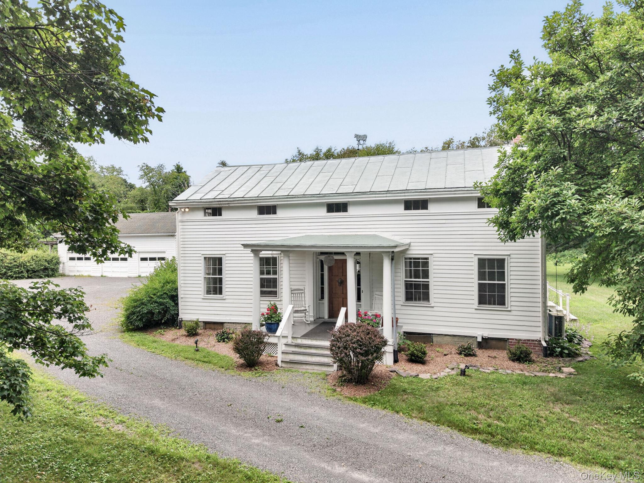210 Middle Road Property Photo 1