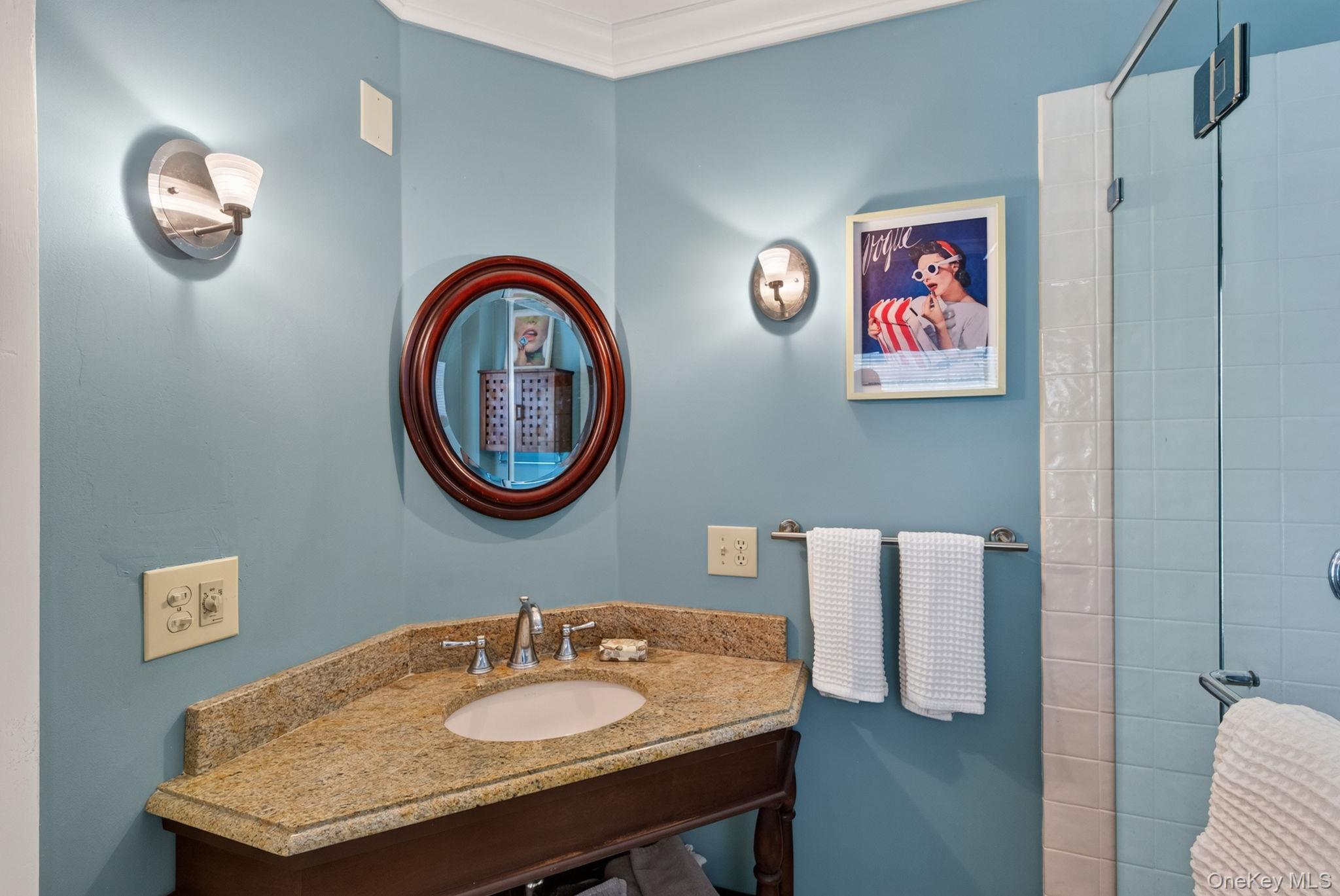 210 Middle Road Property Photo 19
